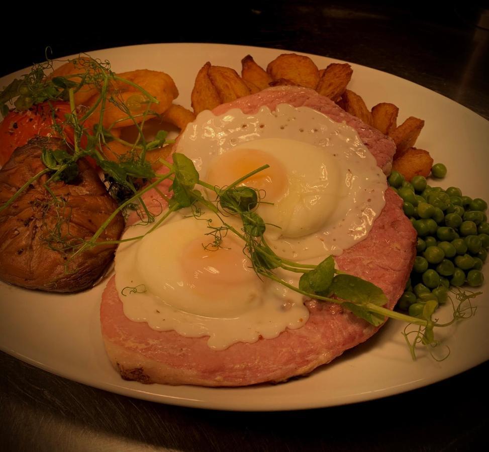 Carreg Bran Hotel Llanfairpwllgwyngyll ภายนอก รูปภาพ